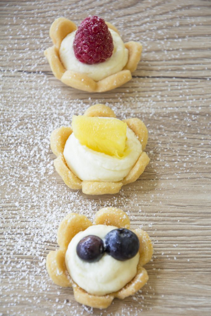 Tartellette con crema al Grand Marnier -Senza glutine per tutti i gusti