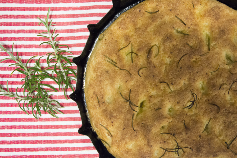 Focaccia semintegrale di patate senza glutine