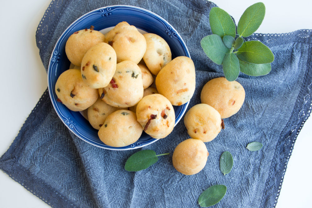 Bocconcini di pane con salvia e guanciale-Senza glutine per tutti i gusti