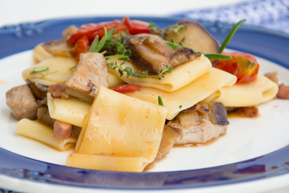 Paccheri con tonno fresco e melanzane-Senza glutine per tutti i gusti