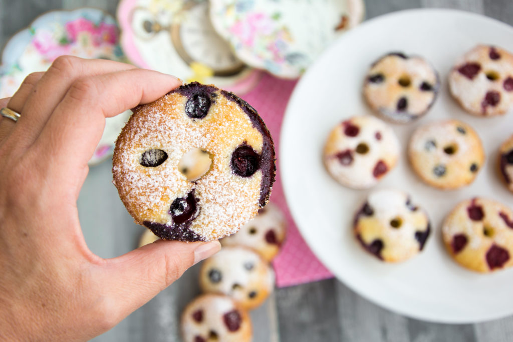 Ciambelline ai frutti di bosco -Senza glutine per tutti i gusti