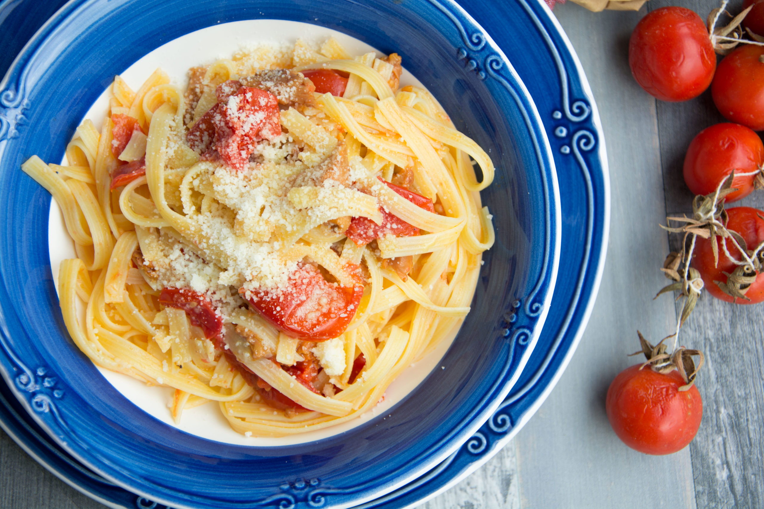 Tagliatelle ai funghi galletti e pecorino