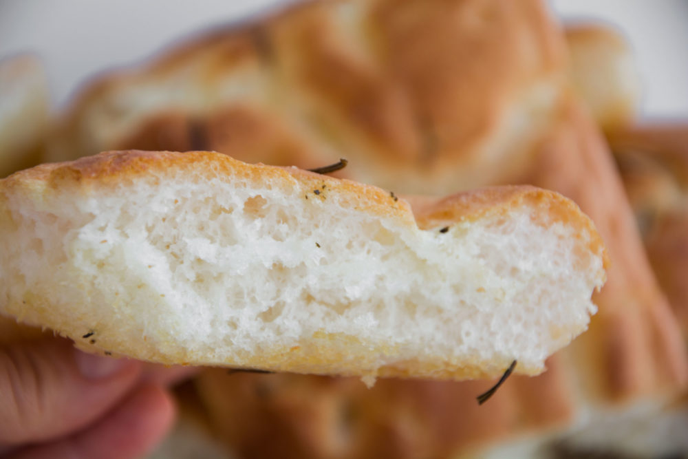 Focaccia al rosmarino con Mix Essenza glutine -Senza glutine per tutti i gusti