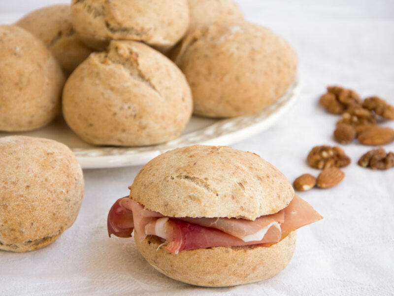 Panini con noci e mandorle -Senza glutine per tutti i gusti