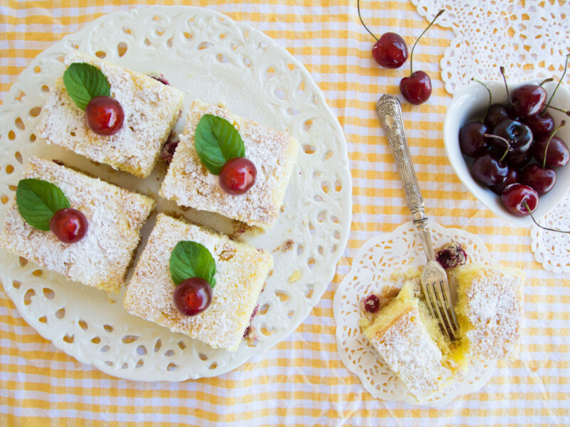 Torta soffice alle ciliegie -Senza glutine per tutti i gusti