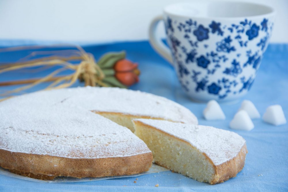 Torta di albumi alle mandorle -senza glutine per tutti i gusti