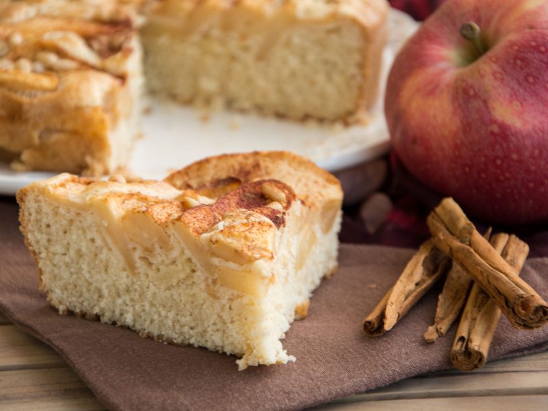 Torta di mele ai pinoli e cannella -Senza glutine per tutti i gusti