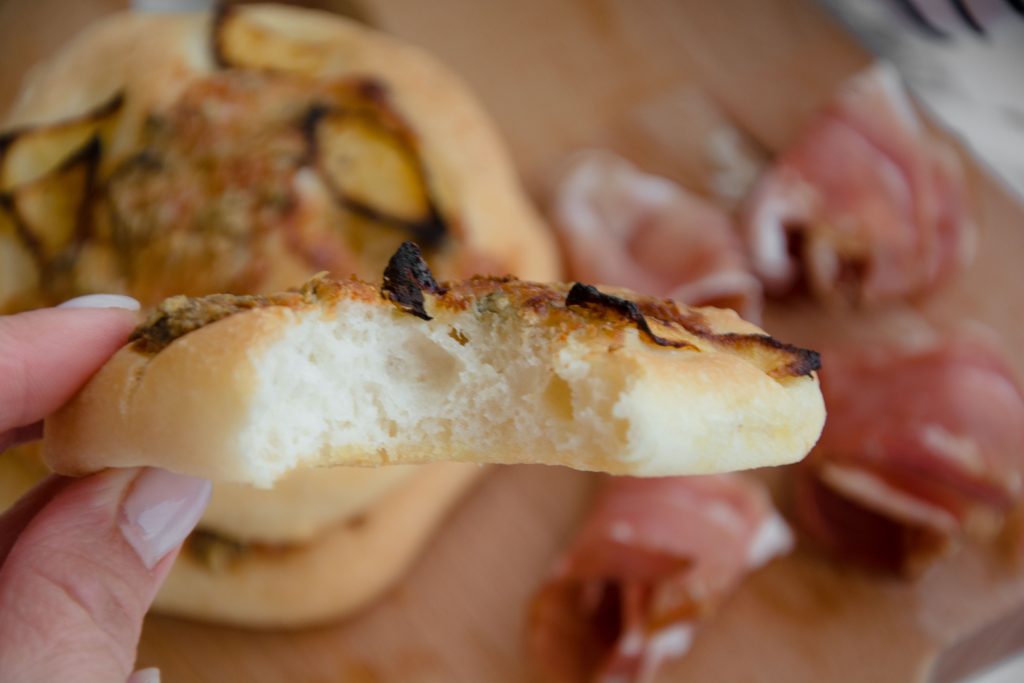 Focaccine mele e gorgonzola -Senza glutine per tutti i gusti