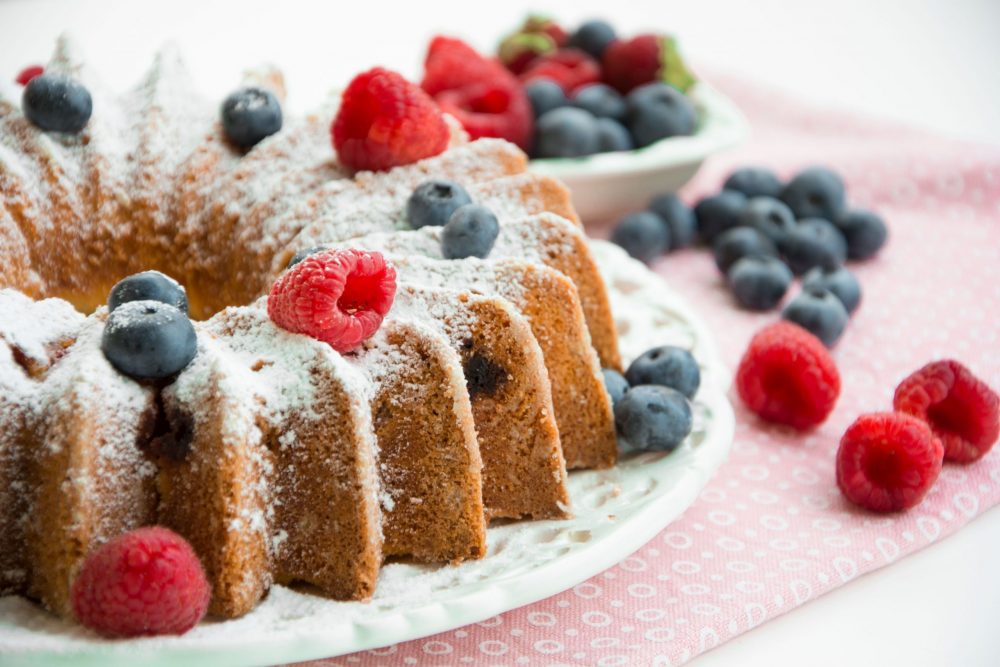 Ciambella ai frutti di bosco -Senza glutine per tutti i gusti