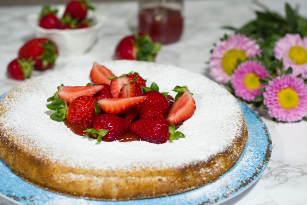 Torta di fragole allo yogurt -Senza glutine per tutti i gusti